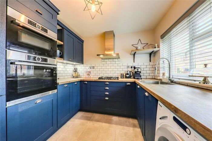 3 Bedroom End Of Terrace House To Rent In Cumberland Road, Camberley, GU15