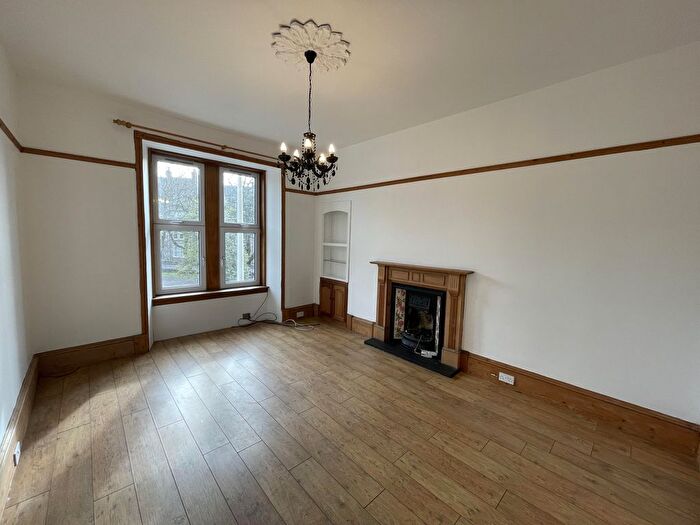 2 Bedroom Flat To Rent In /R, Forfar Road, Dundee, DD4