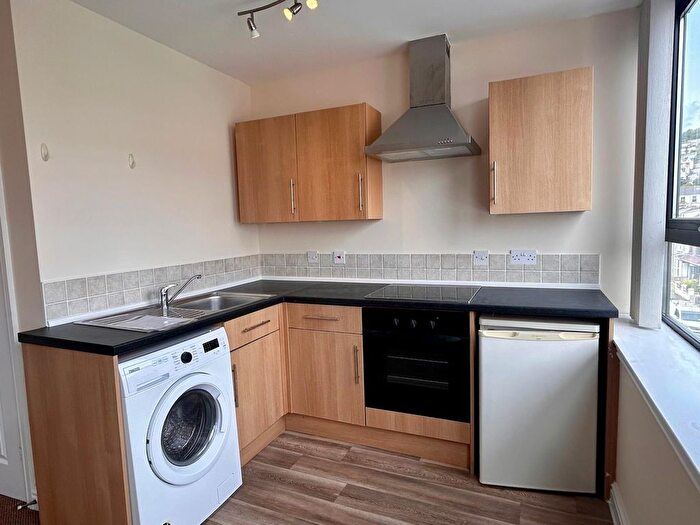 Studio To Rent In Apartment, St. Helens Road, Swansea, SA1