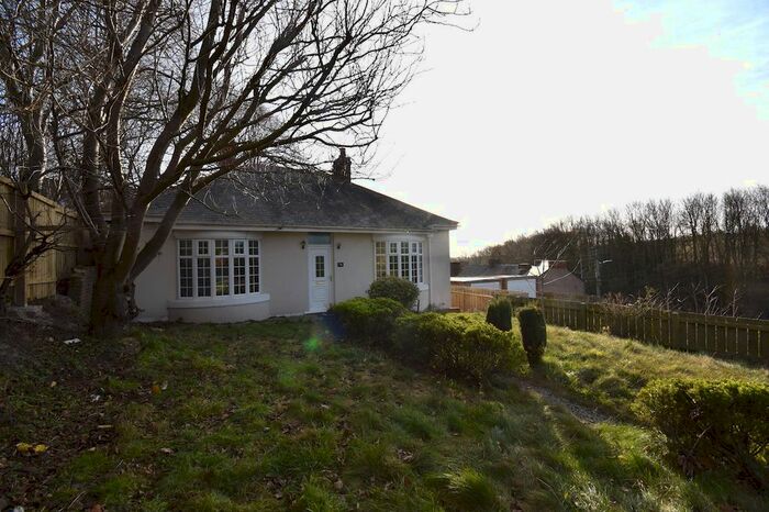 4 Bedroom Detached Bungalow To Rent In Duncombe Bank, Ferryhill, DL17