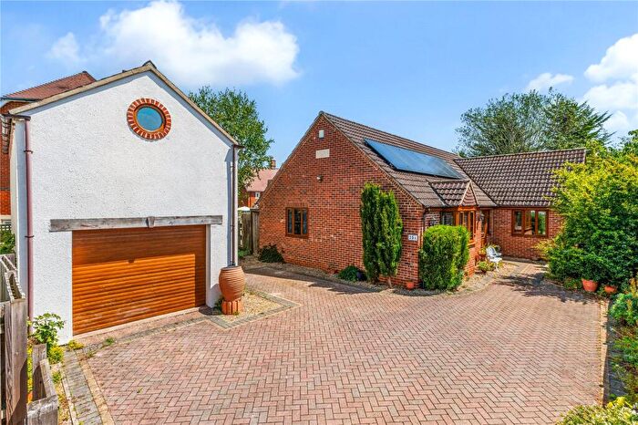 3 Bedroom Bungalow For Sale In Charlton Lane, Cheltenham, Gloucestershire, GL53