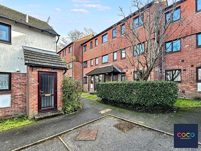 1 Bedroom Flat To Rent In High Street, Fordington, DT1