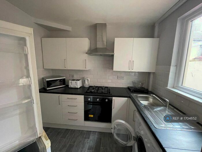 5 Bedroom Terraced House To Rent In Malden Road, Liverpool, L6