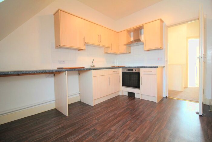 2 Bedroom Flat To Rent In Queen Street, Ramsgate, CT11