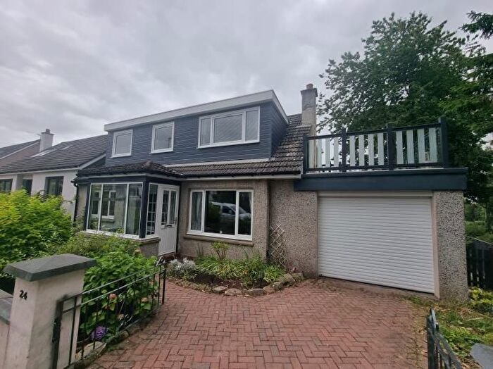 4 Bedroom Semi-Detached House To Rent In Pittengullies Circle, Peterculter, AB14