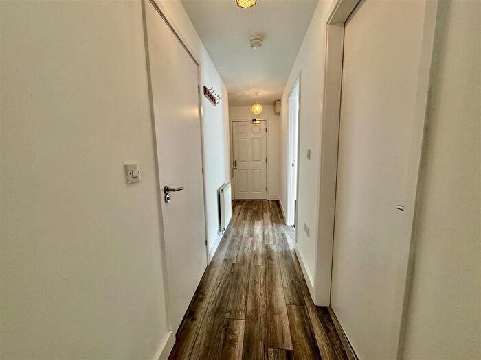 2 Bedroom Apartment To Rent In Cornfall Place, Barnsley, S70