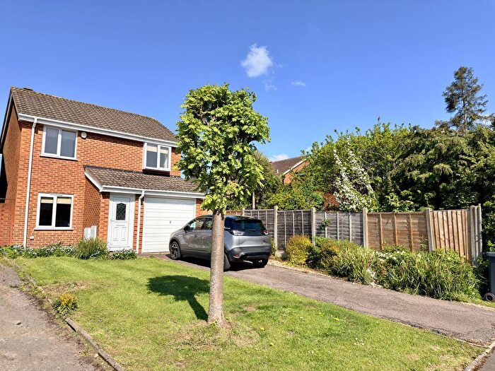 3 Bedroom Detached House For Sale In Tamar Drive, Sutton Coldfield, B76