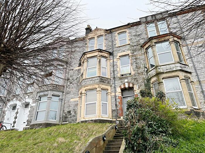2 Bedroom Flat To Rent In Tff Two Bed Spacious Maisonette With It's Own Roof Terrace., PL4