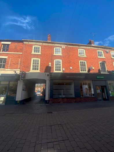 1 Bedroom Flat To Rent In High Street, Stone, Staffordshire, ST15