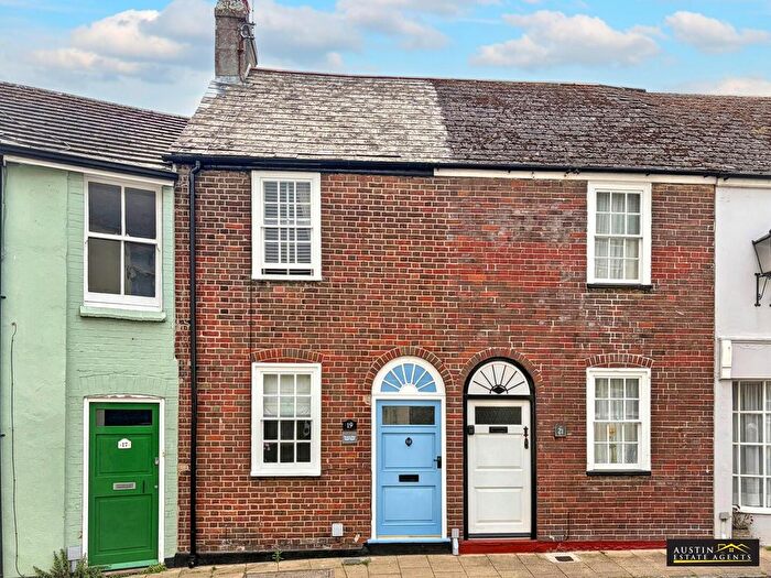 2 Bedroom Property To Rent In Chamberlaine Road, Weymouth, DT4
