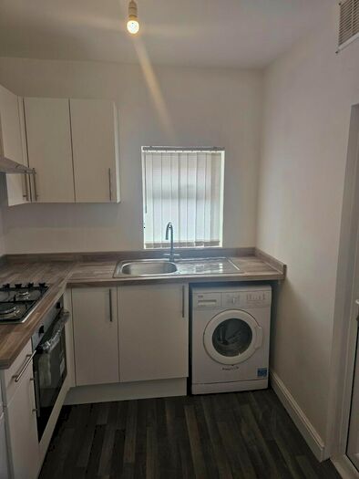 3 Bedroom Terraced House To Rent In Claremont Road, Manchester, M14