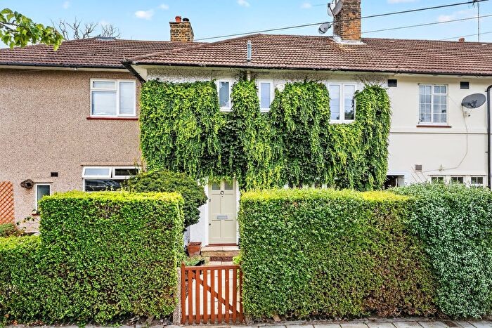 3 Bedroom Terraced House For Sale In Huntingfield Road, Putney, SW15