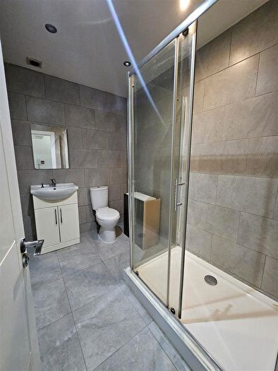 1 Bedroom Flat To Rent In - Halliwell Road, Bolton, BL1