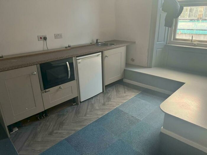 Studio To Rent In West Percy Street, North Sheilds, NE29