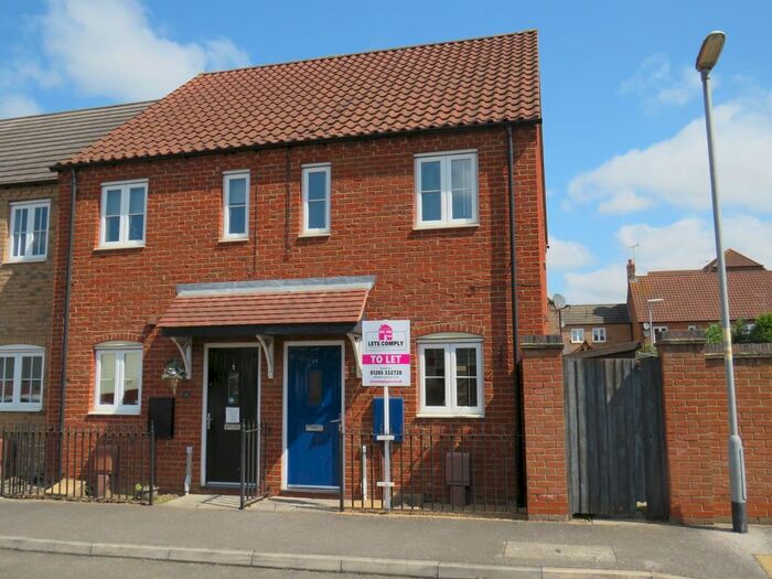 2 Bedroom Semi-Detached House To Rent In Jessop Court, Kirton, PE20