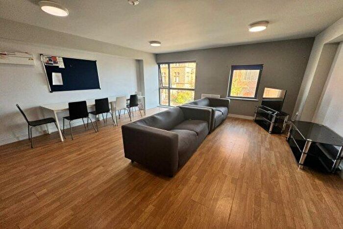 1 Bedroom Property To Rent In Chatham Place, Liverpool, L7