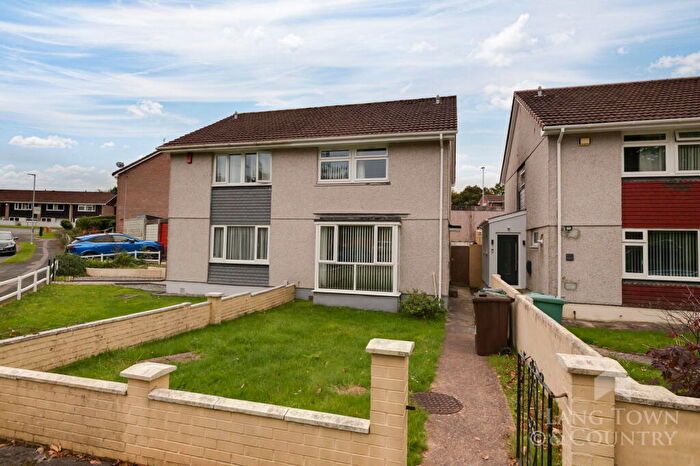 3 Bedroom Semi-Detached House For Sale In Colwill Road, Mainstone, Plymouth, PL6