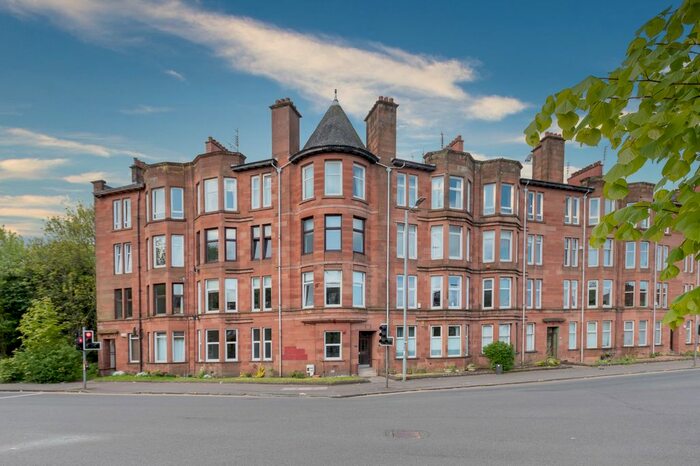 3 Bedroom Flat To Rent In Kingspark Road, Kings Park, Glasgow, G44