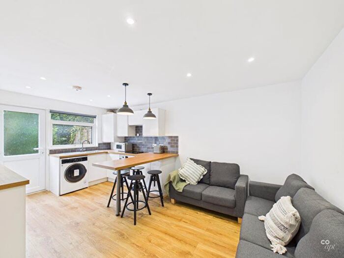 5 Bedroom Terraced House To Rent In Broadfields, Brighton, BN2