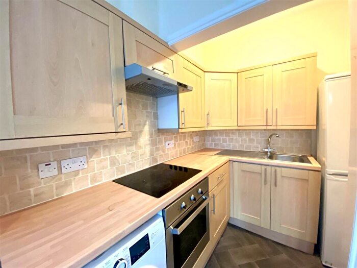 2 Bedroom Apartment To Rent In Harcourt Road, Redland, Bristol, BS6