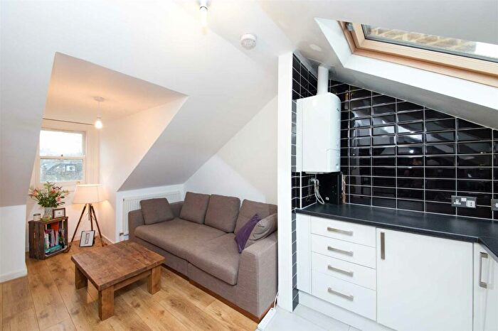 1 Bedroom Flat To Rent In Tufnell Park Road, Tufnell Park, N7