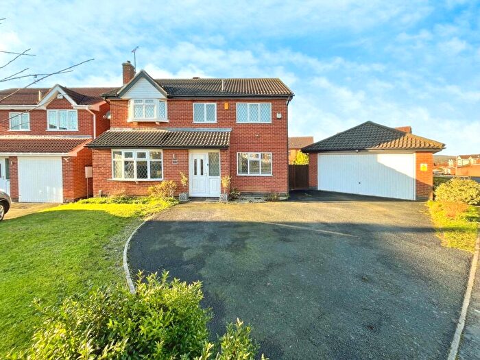 4 Bedroom Detached House For Sale In Somerset Drive, Glenfield, Leicester, Leicestershire, LE3