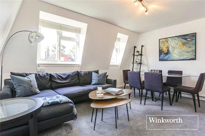 2 Bedroom Apartment To Rent In Alice Court, Station Road, London, N3