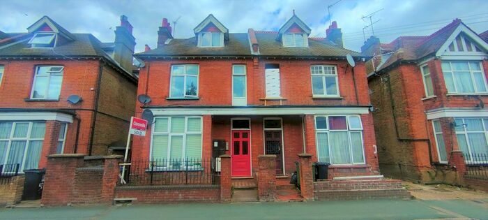 1 Bedroom Flat To Rent In Marlborough Road, Watford, WD18