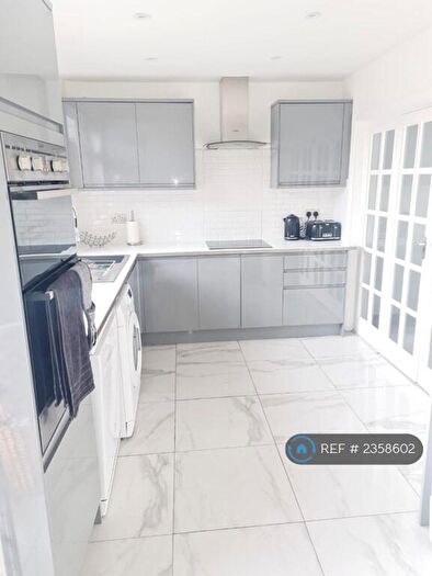 4 Bedroom Semi-Detached House To Rent In Holyrood Avenue, South Harrow, HA2