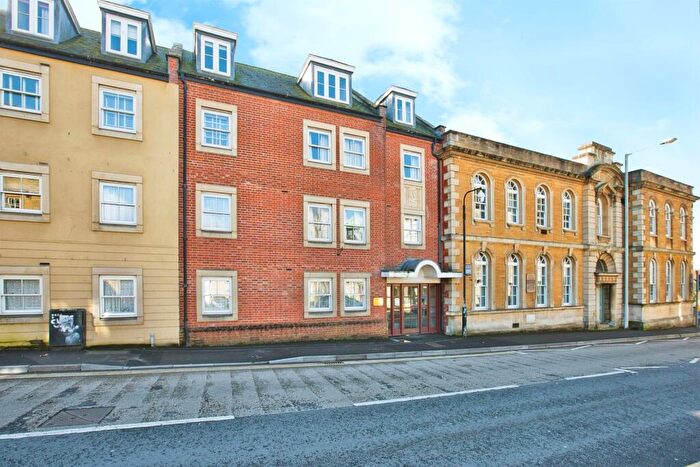 1 Bedroom Flat For Sale In South Street, Yeovil, BA20
