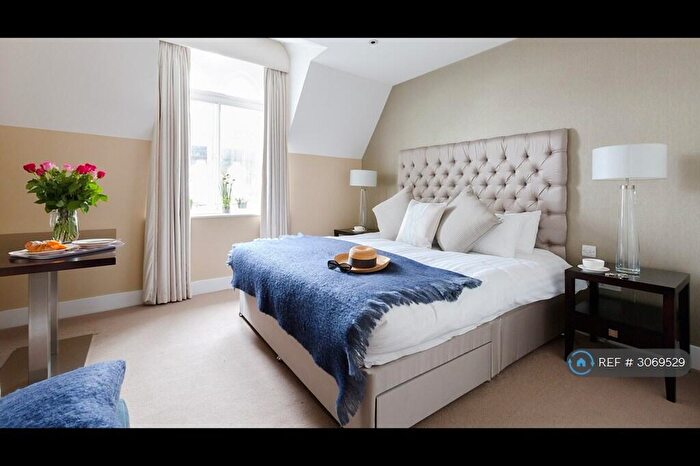 2 Bedroom Flat To Rent In London, London, NW1