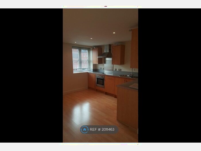 2 Bedroom Flat To Rent In Pasteur House, Nottingham, NG3