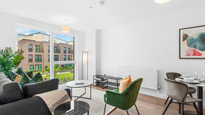1 Bedroom Apartment For Sale In Kenavon Drive, Reading, RG1