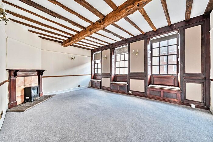 3 Bedroom Apartment For Sale In Load Street, Bewdley, Worcestershire, DY12