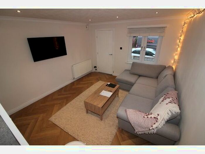 2 Bedroom End Of Terrace House To Rent In The Murray's Brae, Hyvots Bank, EH17