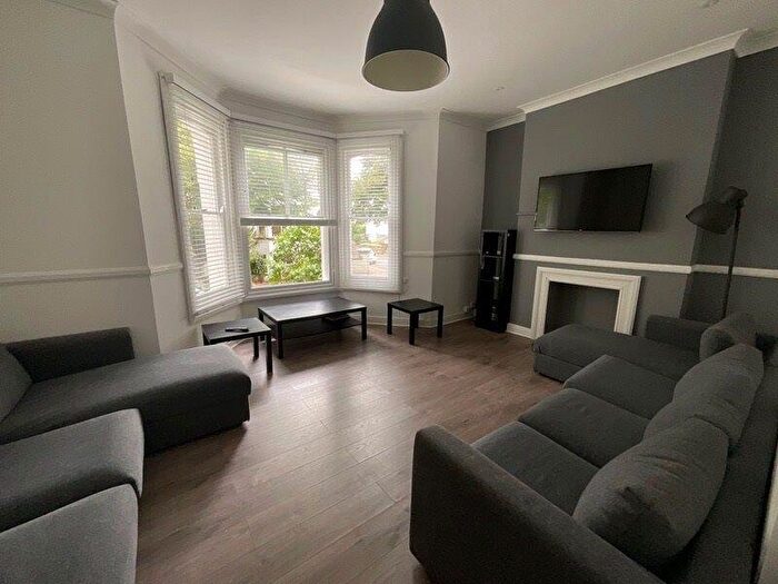 6 Bedroom House To Rent In Wordsworth Avenue, Roath, Cardiff, CF24