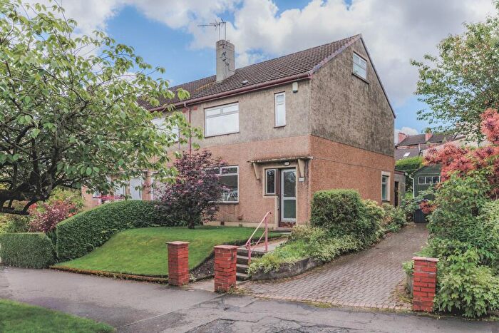 3 Bedroom End Of Terrace House For Sale In Churchill Drive, Broomhill, G11