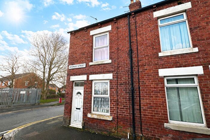 3 Bedroom End Terrace House For Sale In Avenue Street, Harrogate, HG2