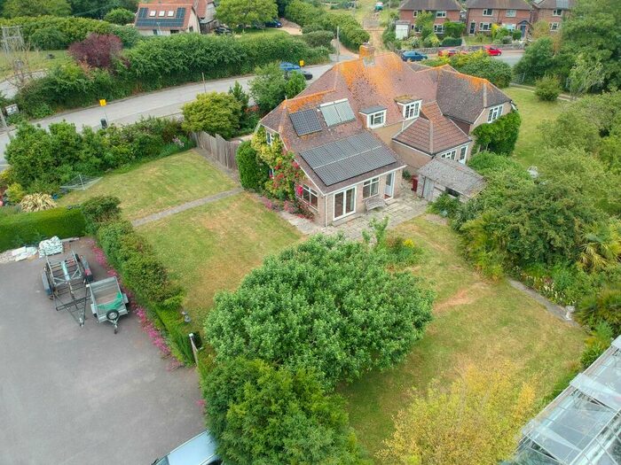 4 Bedroom Semi-Detached House To Rent In Keynor Lane, Sidlesham, Chichester, PO20