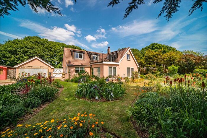 5 Bedroom Detached House For Sale In Skinners Hill, Newchurch, Sandown, PO36