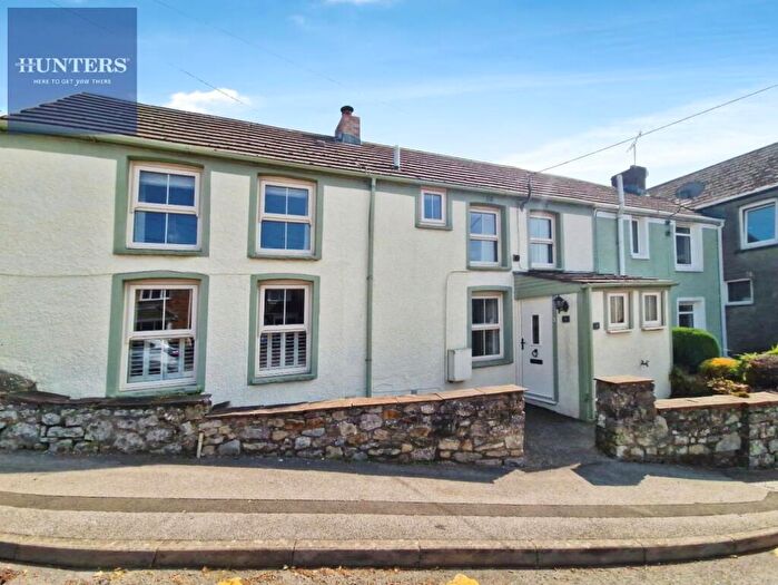 4 Bedroom Semi-Detached House For Sale In Heol Eglwys, Pen-Y-Fai, Bridgend, CF31