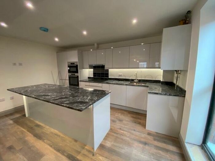 2 Bedroom Apartment To Rent In Tankerton Road, Whitstable, CT5