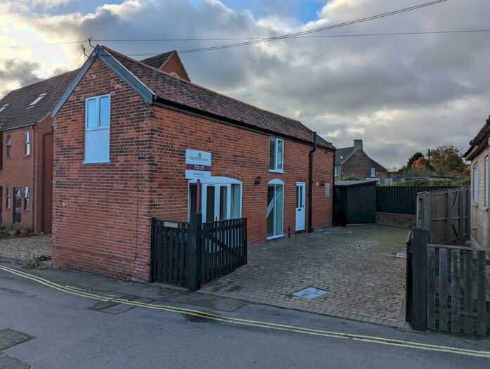 2 Bedroom Detached House To Rent In New Cut, Saxmundham, IP17