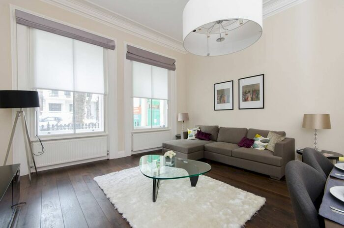 2 Bedroom Flat To Rent In Queens Gate, South Kensington, London, SW7