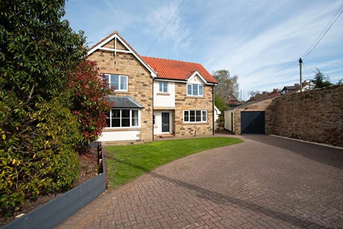 3 Bedroom Detached House To Rent In Quarry Lane, Harrogate, HG1
