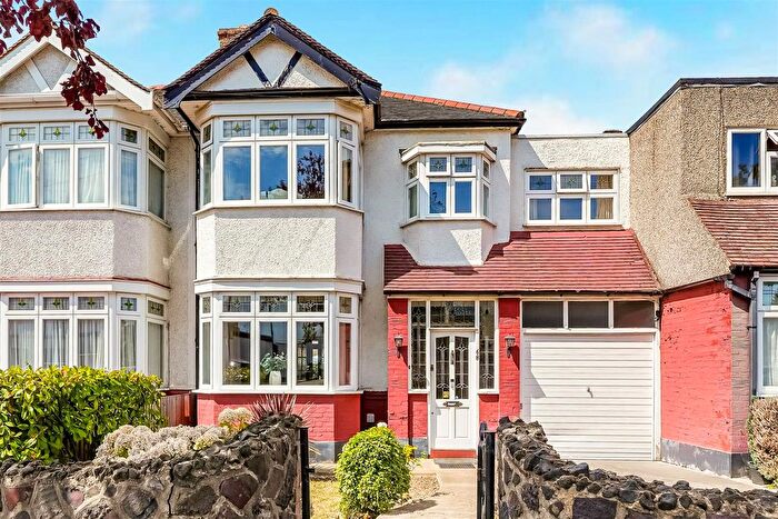 4 Bedroom Terraced House For Sale In Mighell Avenue, Redbridge, IG4
