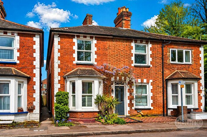 3 Bedroom Semi Detached House For Sale In Chestnut Road, Guildford, Surrey, GU1
