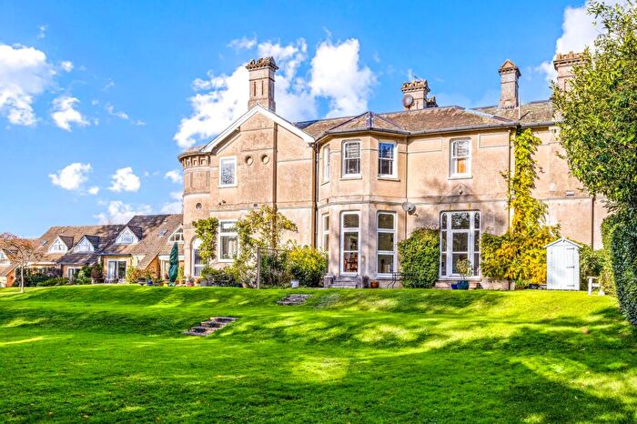 1 Bedroom Flat For Sale In Tower House Close, Cuckfield, RH17