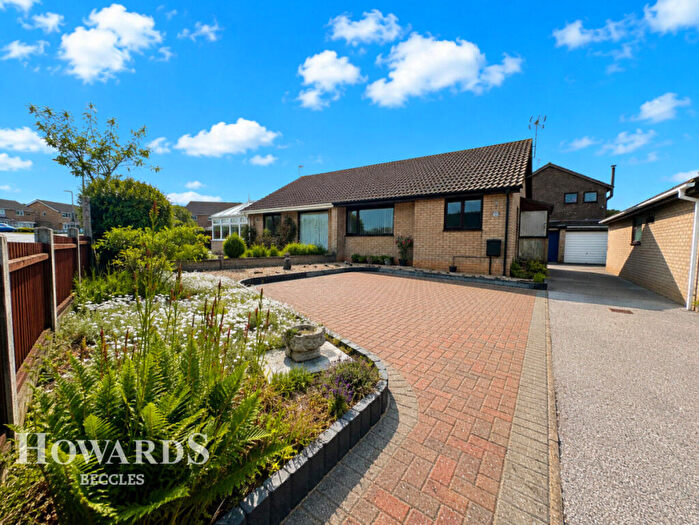 2 Bedroom Semi-Detached Bungalow For Sale In Queen Elizabeth Drive, Beccles, NR34