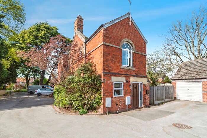 2 Bedroom Detached House For Sale In Winthorpe Road, Newark, NG24